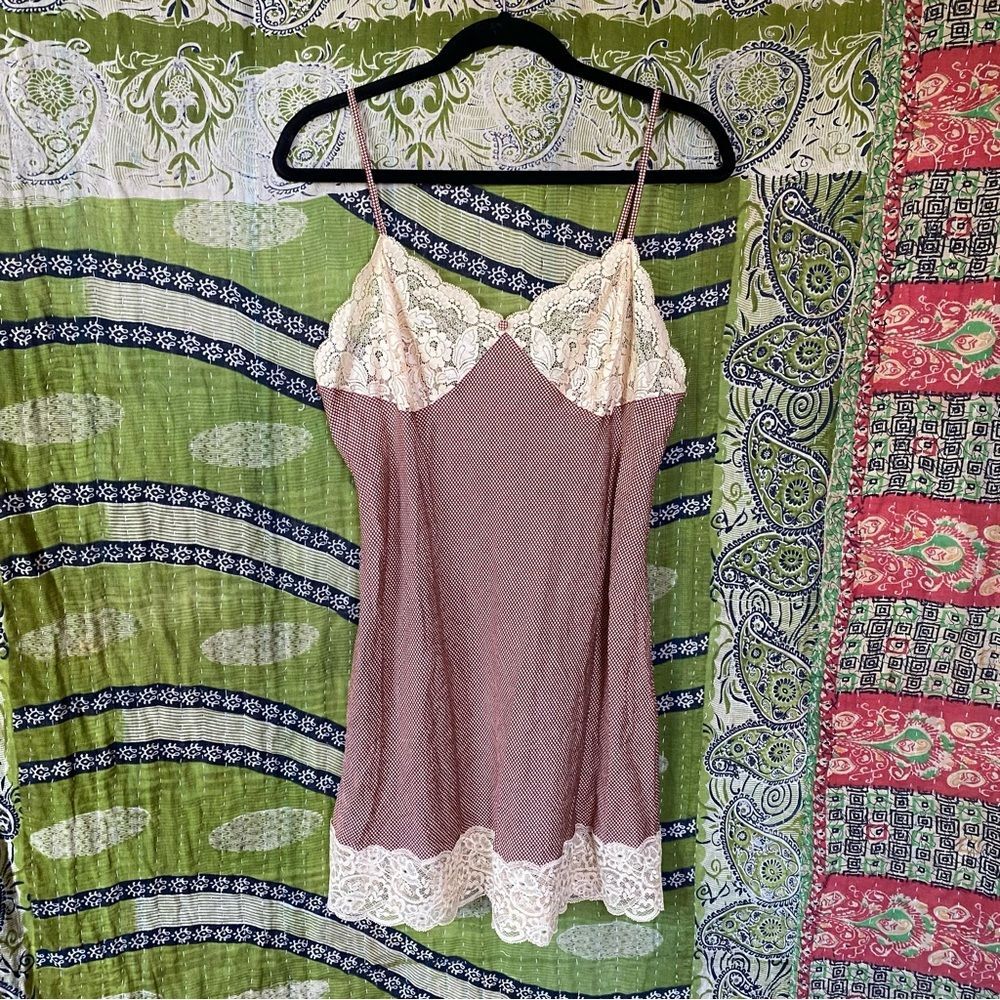 Vintage 90's Victoria's Secret Red/ Tan Silk Lace Babydoll Chemise Size Medium